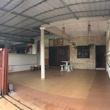 Lepak-Lepak Homestay @Alor Akar Kuantan Exterior photo