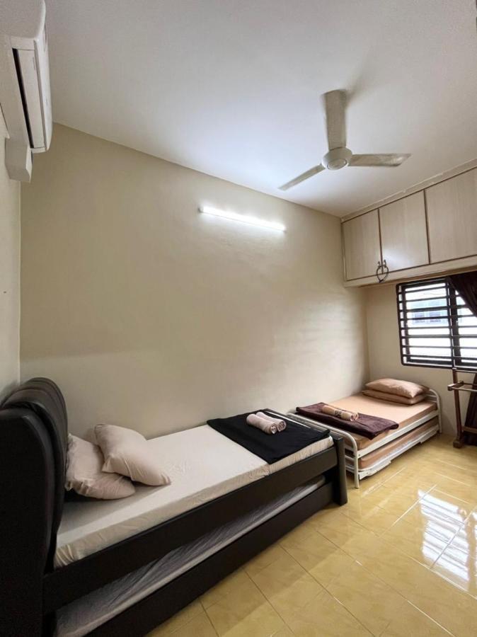 Lepak-Lepak Homestay @Alor Akar Kuantan Exterior photo